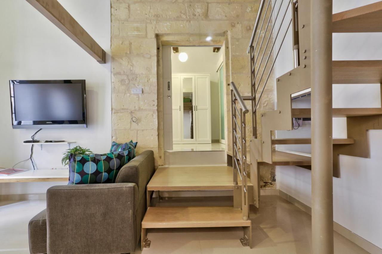 Charming Valletta 1 Bedroom Apartment Off Republic Street Sleeps 4 ภายนอก รูปภาพ