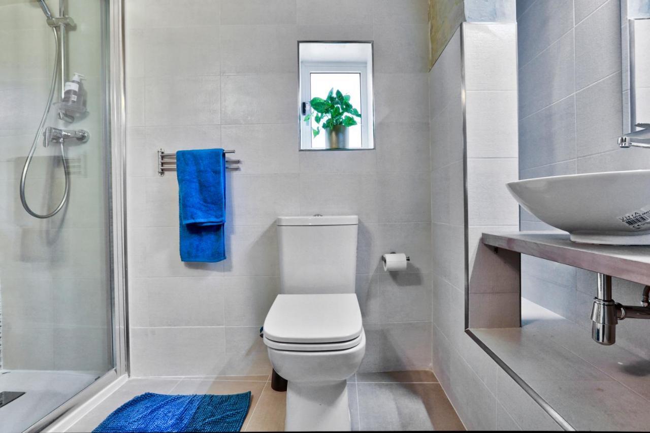 Charming Valletta 1 Bedroom Apartment Off Republic Street Sleeps 4 ภายนอก รูปภาพ